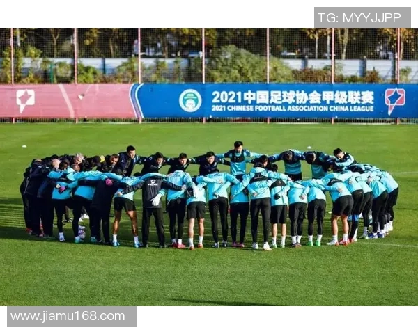 重庆乒乓球队以83分稳居邀请赛积分榜首位展现强劲实力