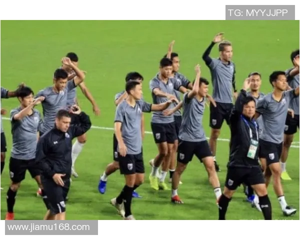 西安足球队在精英赛中的团队协作表现分析与点评